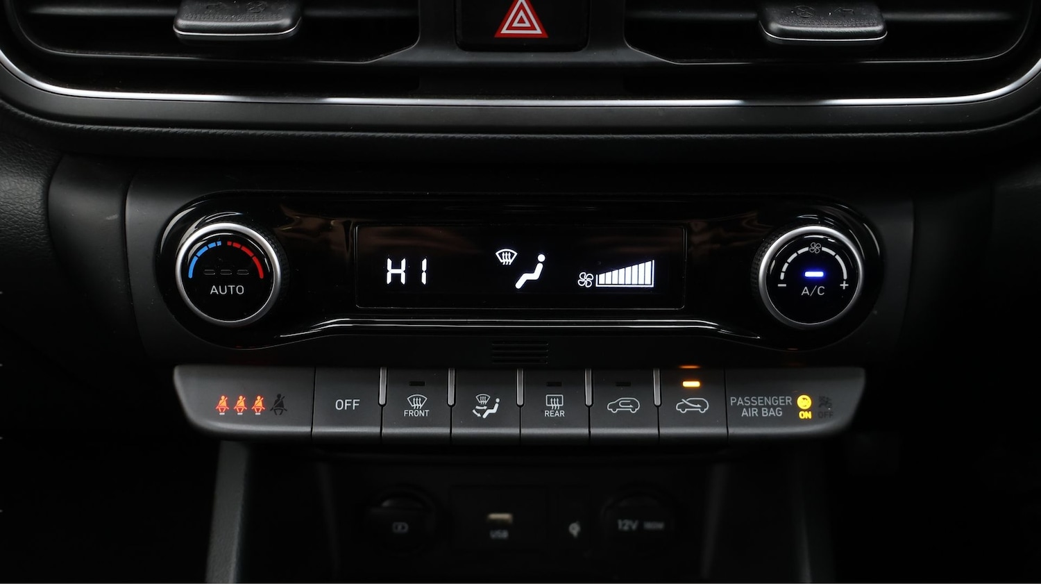 Used Hyundai KONA 2022 for sale - 77134577: Photo 12