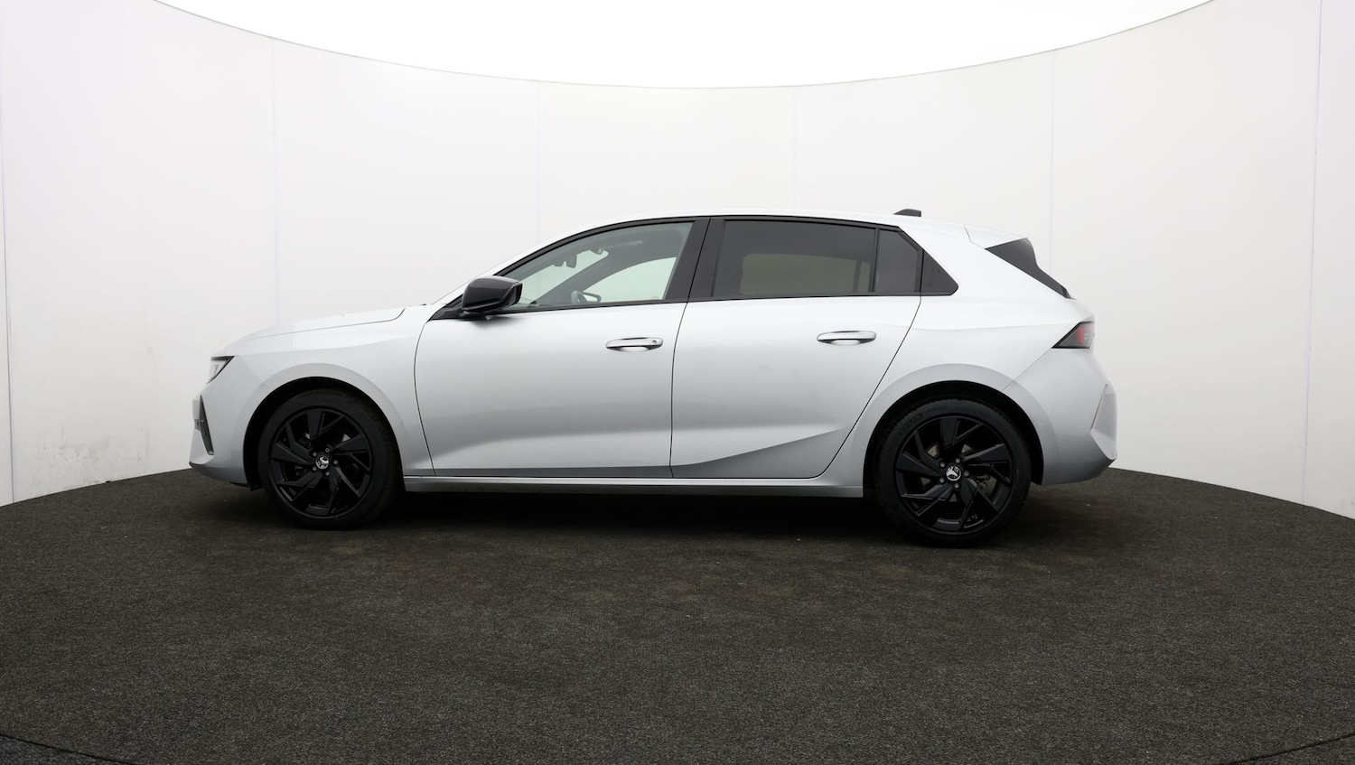 Used Vauxhall Astra 2024 for sale - 76969893: Photo 64