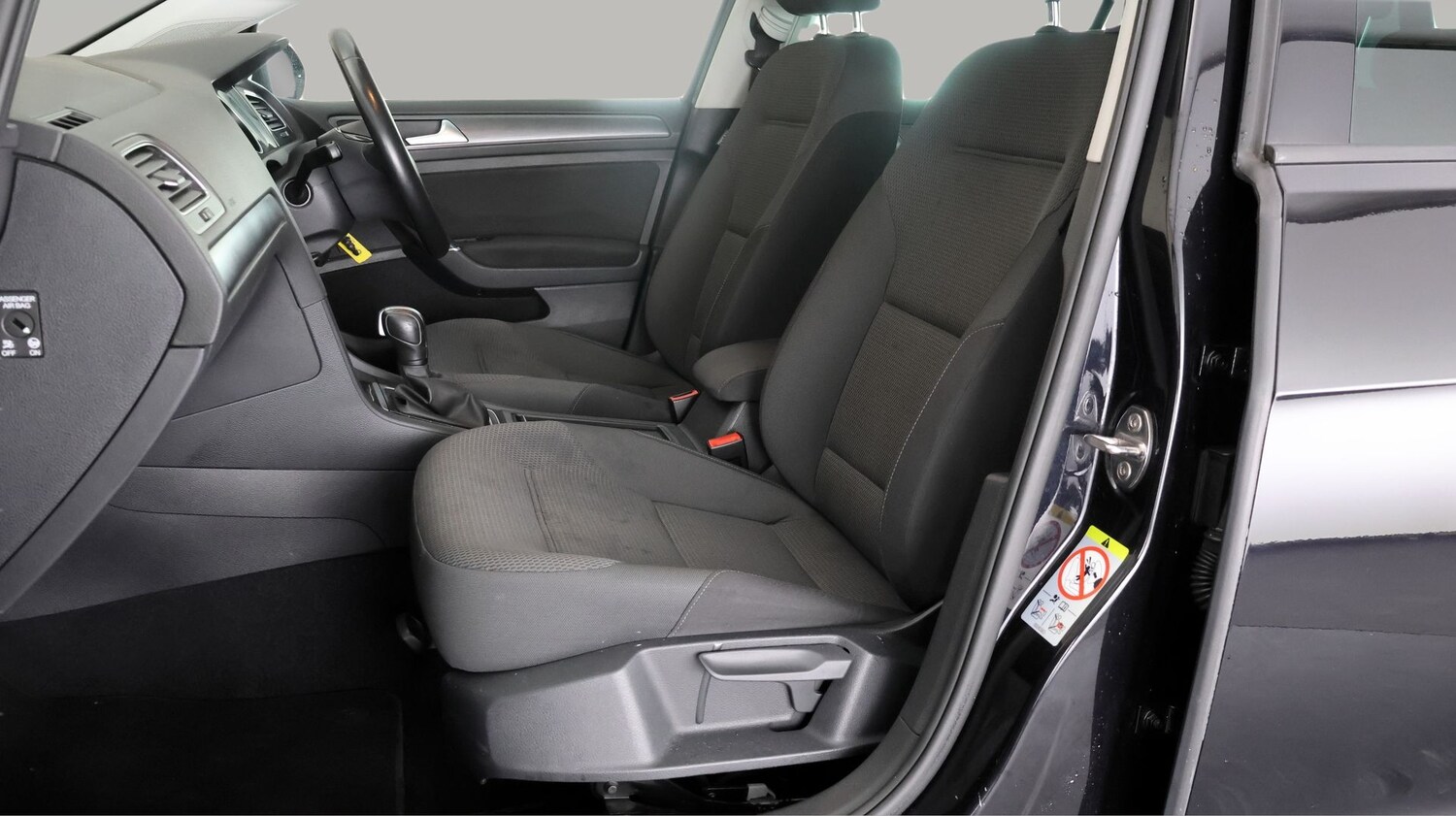 Used Volkswagen Golf for sale - 77208127: Photo 13