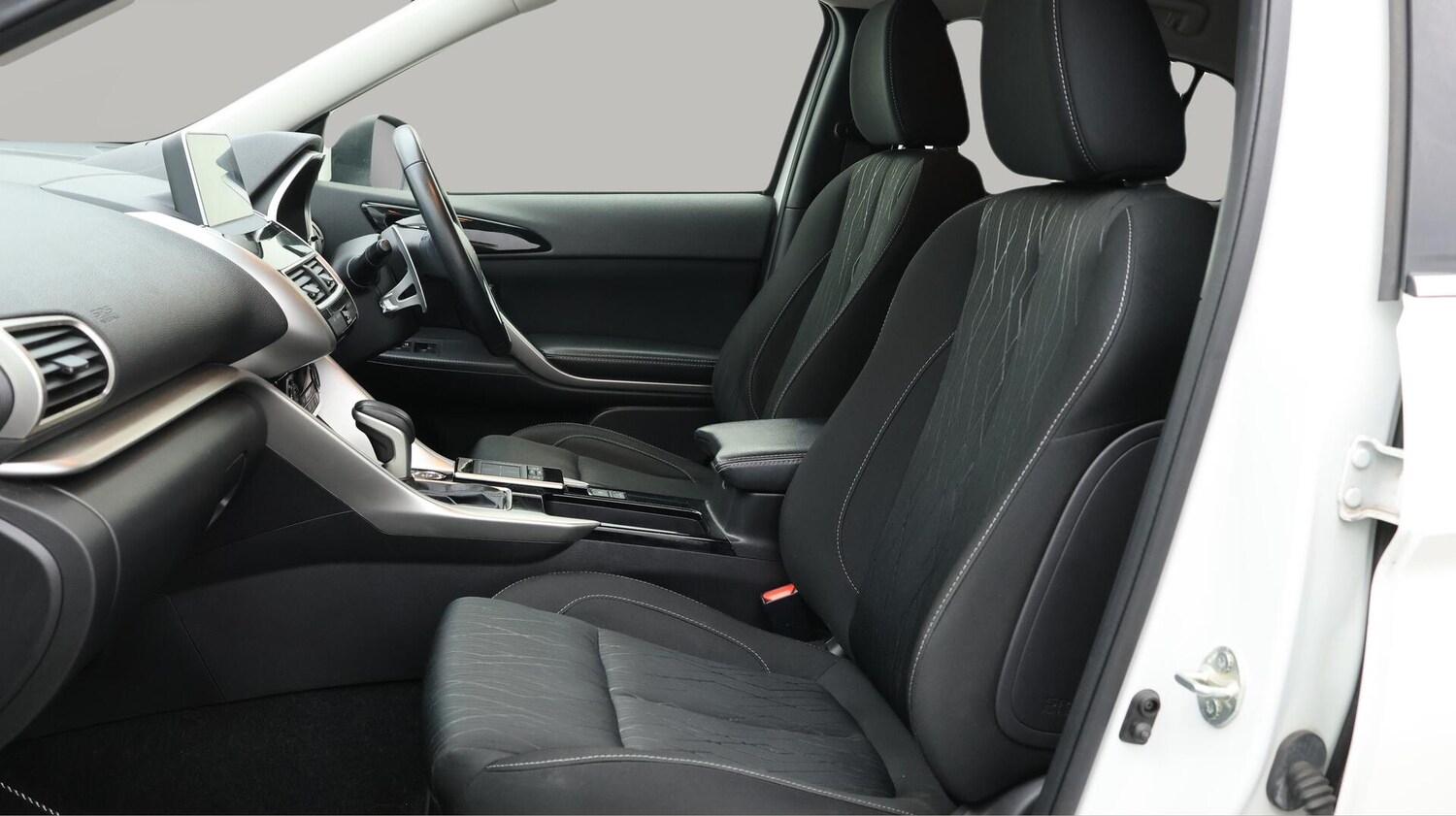 Used Mitsubishi Eclipse Cross 2019 for sale - 76032458: Photo 15