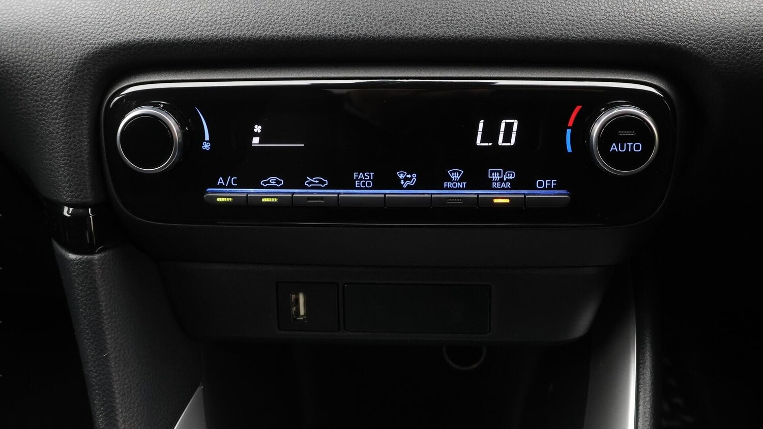 Used Toyota Yaris 2022 for sale - 76561094: Photo 13