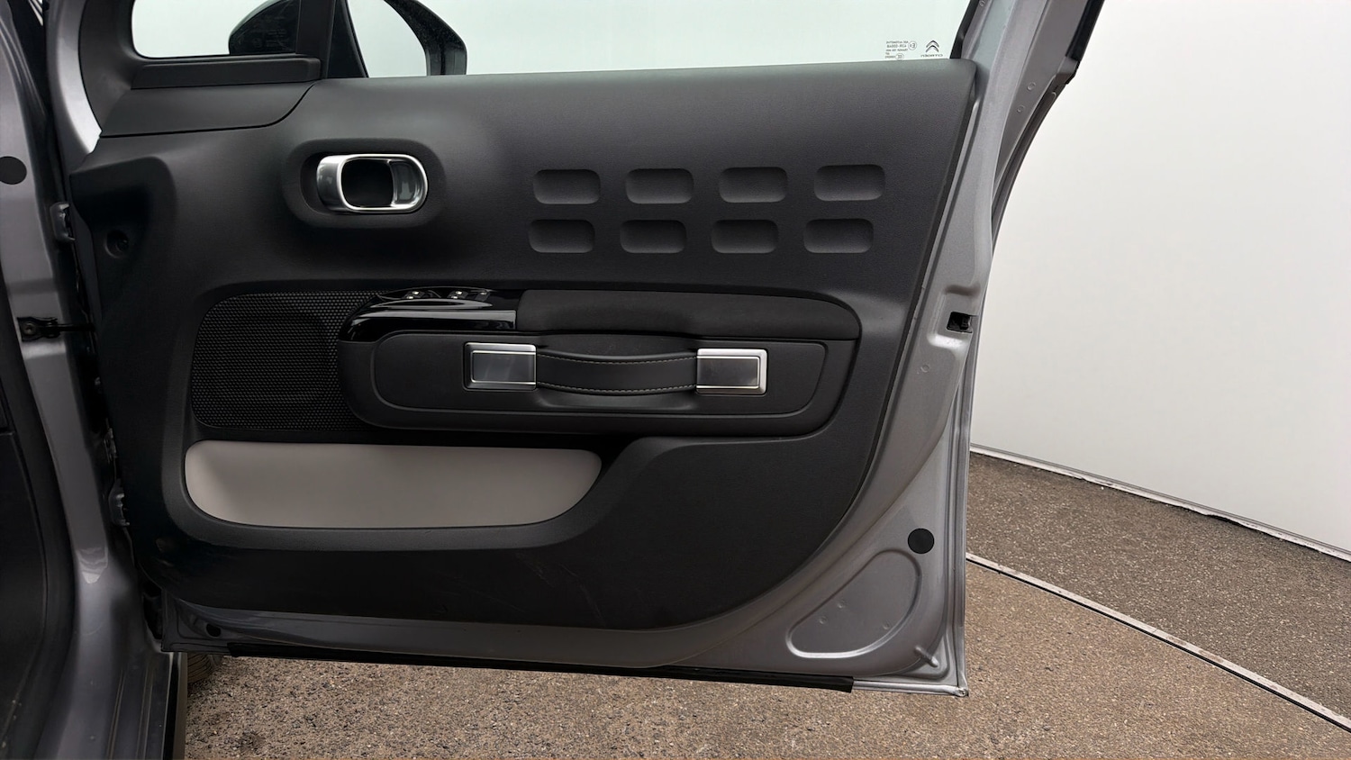 Used Citroen C3 2023 for sale - 77997018: Photo 14