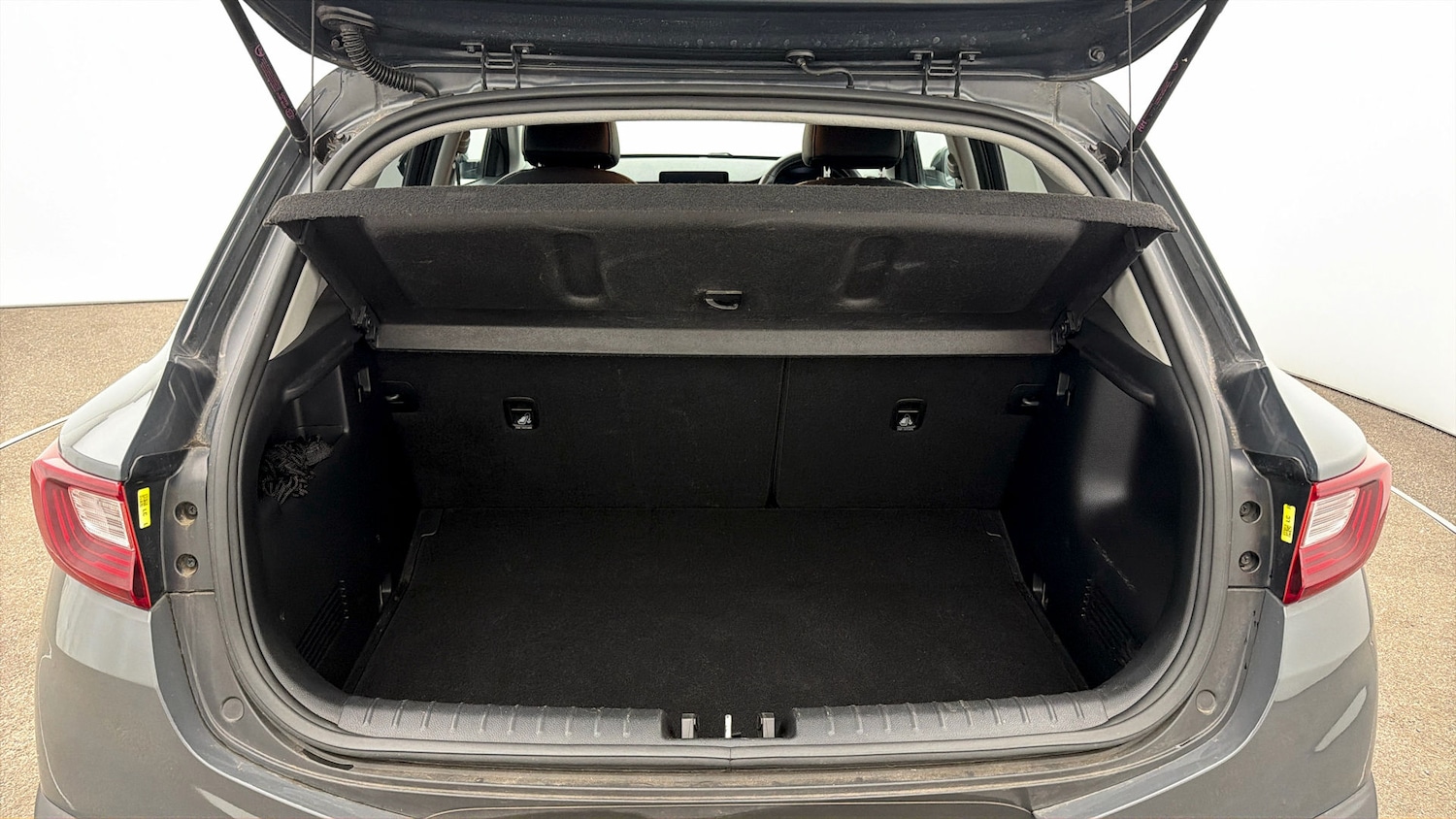 Used Kia Stonic 2021 for sale - 77836289: Photo 16