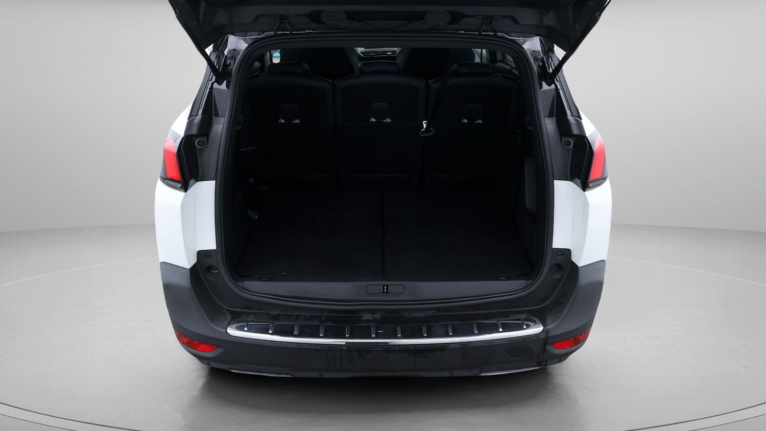 Used Peugeot 5008 2020 for sale - 77264603: Photo 17