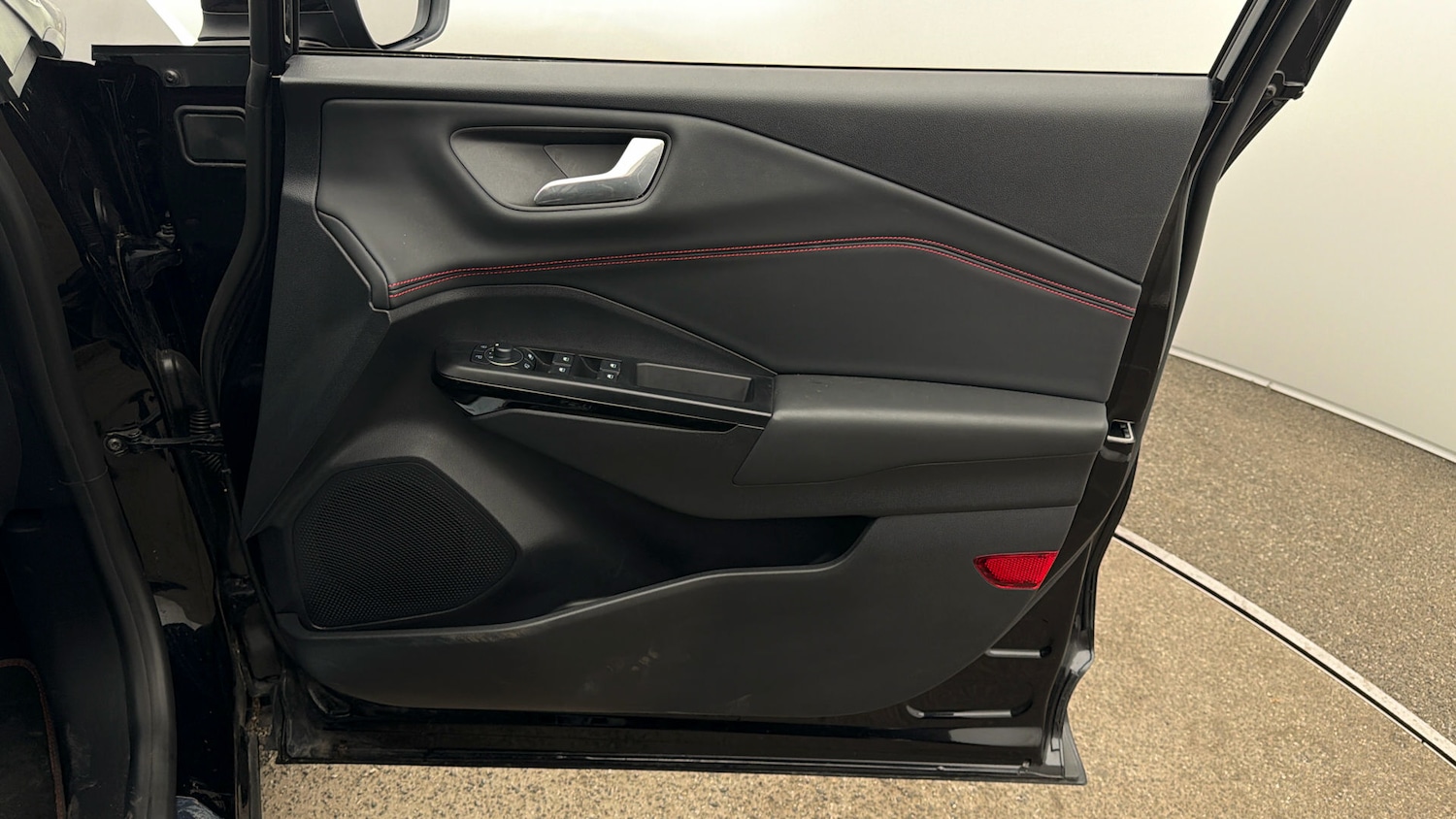 Used Ford Puma 2025 for sale - 77945860: Photo 14