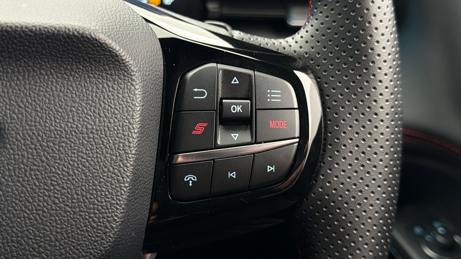 Used Ford Puma 2025 for sale - 77945860: Photo 24