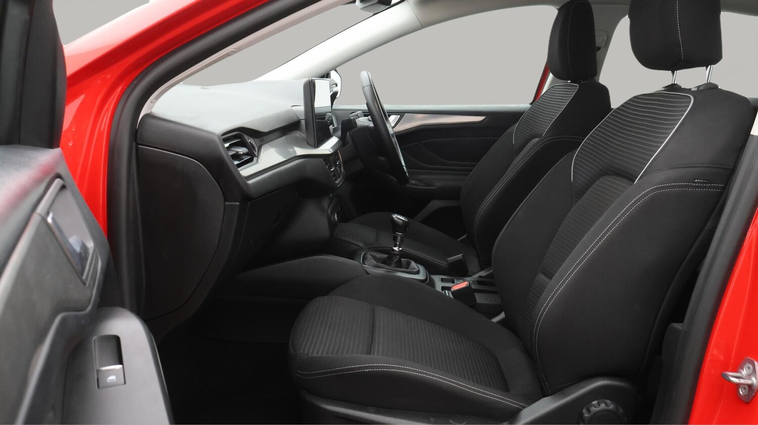 Used Ford Focus 2023 for sale - 76199810: Photo 15