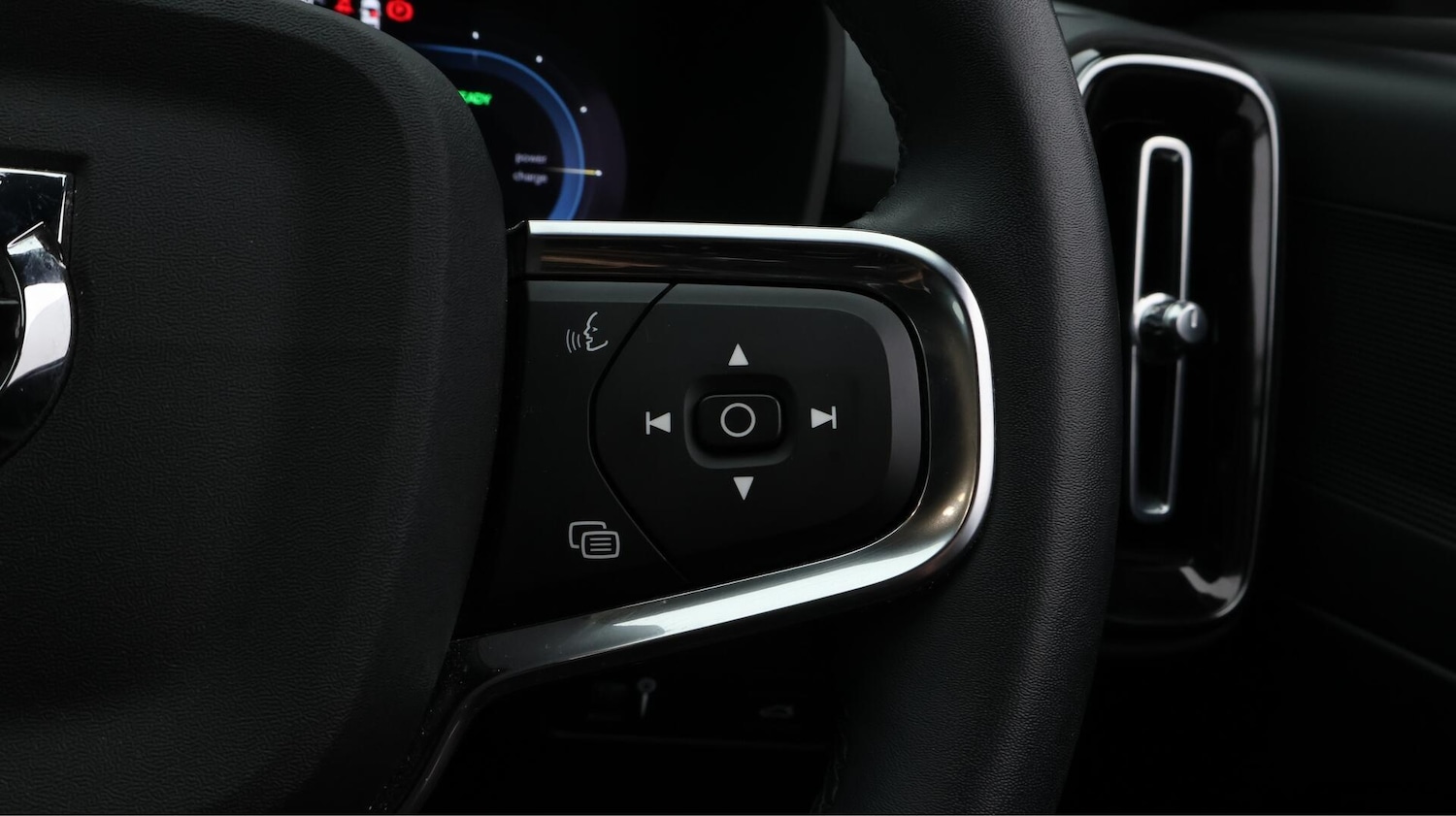 Used Volvo XC40 2021 for sale - 76001109: Photo 26