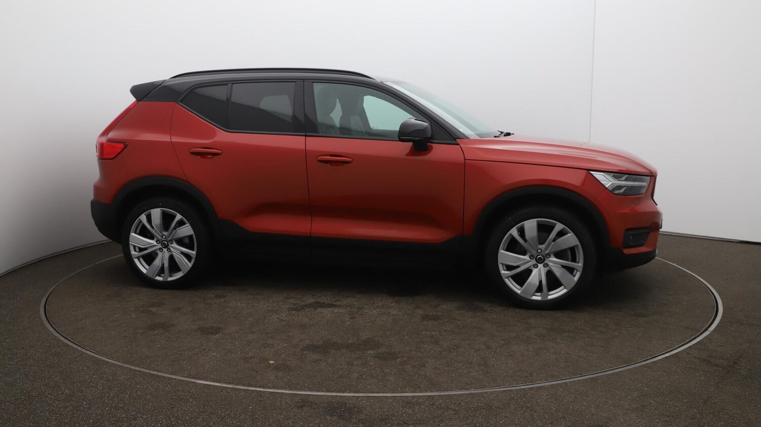 Used Volvo XC40 2021 for sale - 76001109: Photo 48