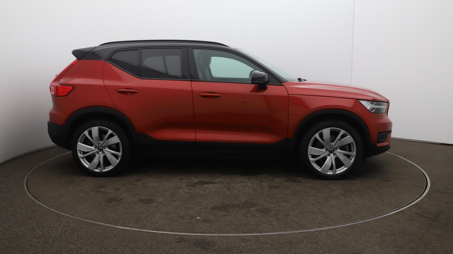 Used Volvo XC40 2021 for sale - 76001109: Photo 49