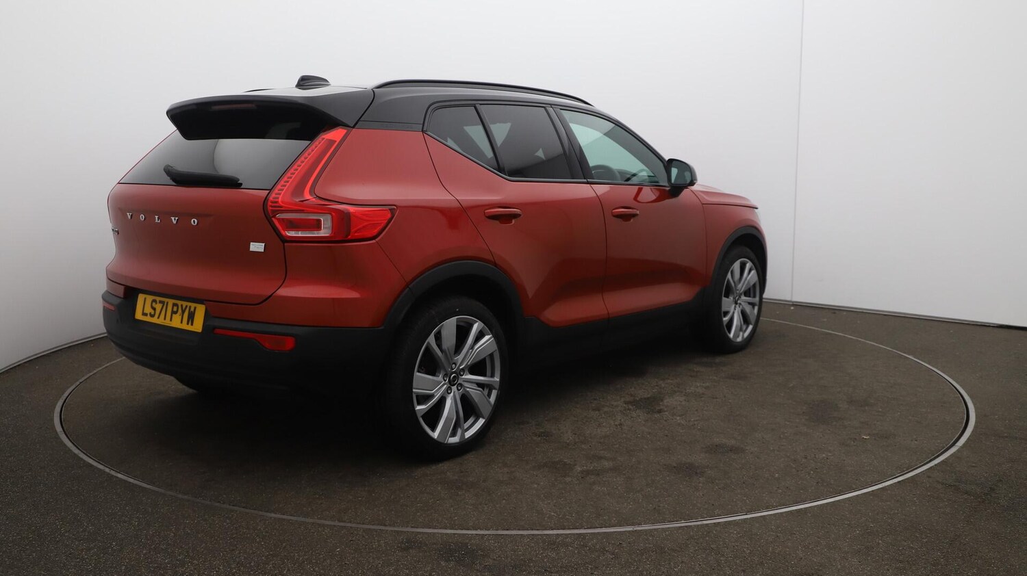 Used Volvo XC40 2021 for sale - 76001109: Photo 54