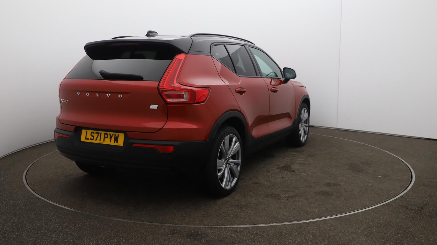 Used Volvo XC40 2021 for sale - 76001109: Photo 55