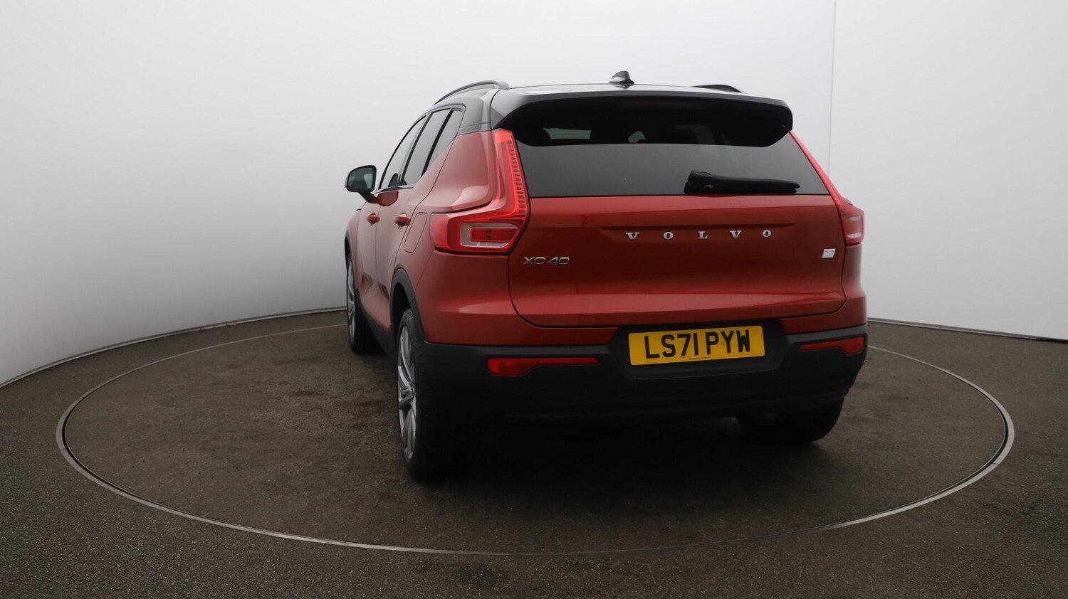 Used Volvo XC40 2021 for sale - 76001109: Photo 60