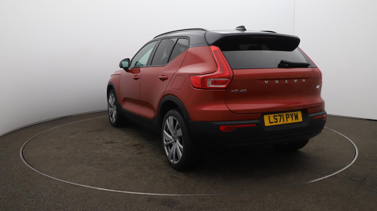 Used Volvo XC40 2021 for sale - 76001109: Photo 61