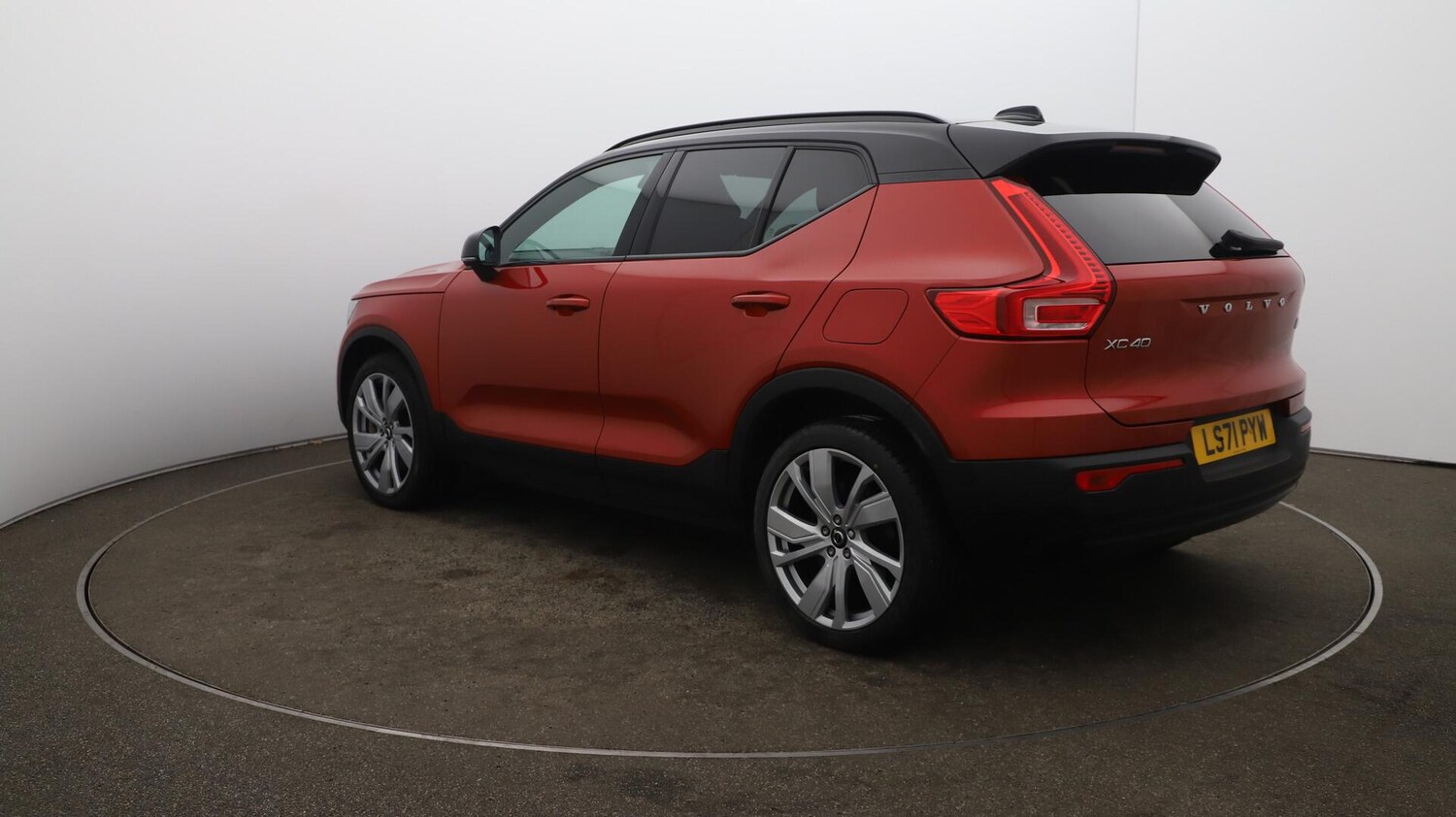 Used Volvo XC40 2021 for sale - 76001109: Photo 63