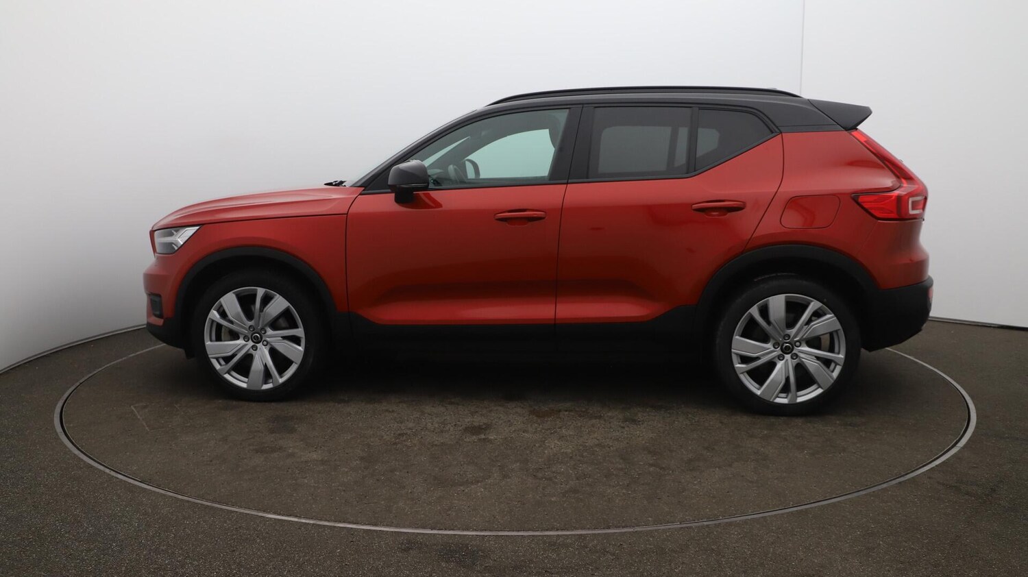 Used Volvo XC40 2021 for sale - 76001109: Photo 64
