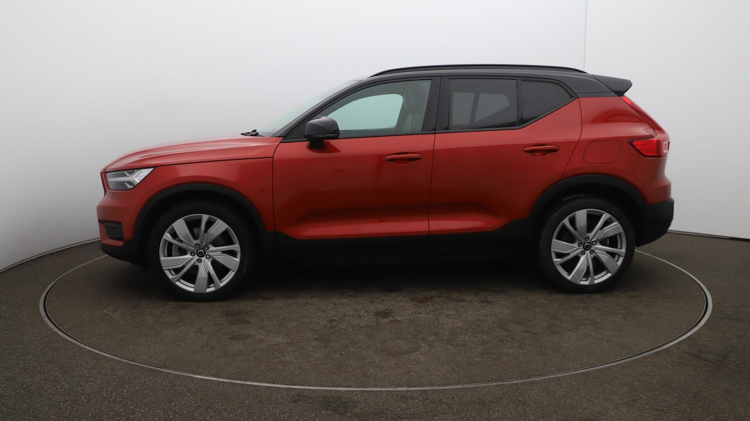 Used Volvo XC40 2021 for sale - 76001109: Photo 65