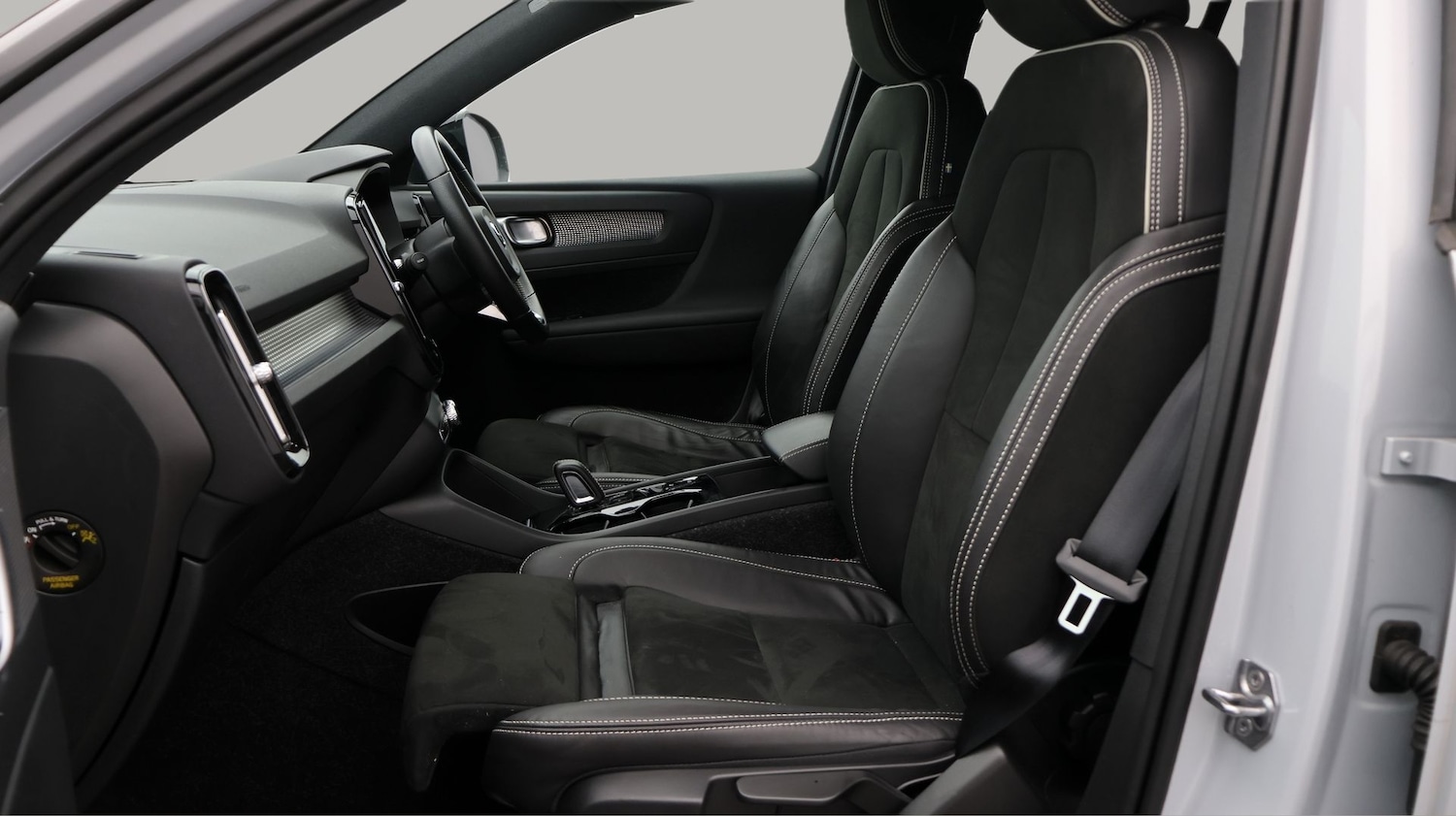 Used Volvo XC40 2021 for sale - 78055600: Photo 14