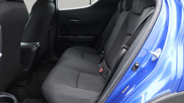 Used Toyota C-HR 2019 for sale - 76283860: Photo 17