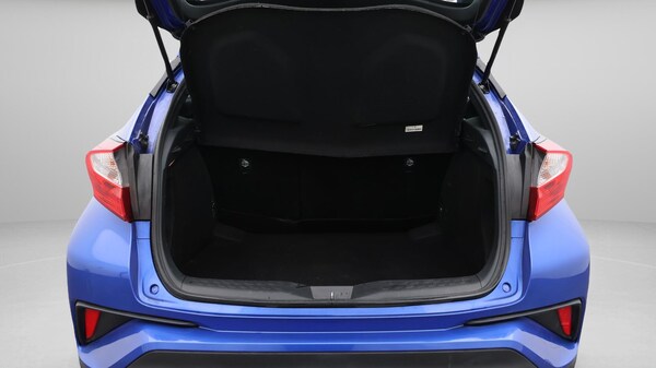 Used Toyota C-HR 2019 for sale - 76283860: Photo 18