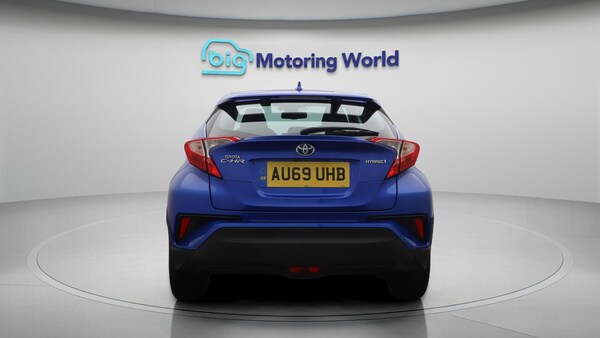 Used Toyota C-HR 2019 for sale - 76283860: Photo 7