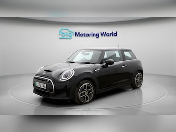 Used MINI Hatch 2022 for sale - 77339528: Photo