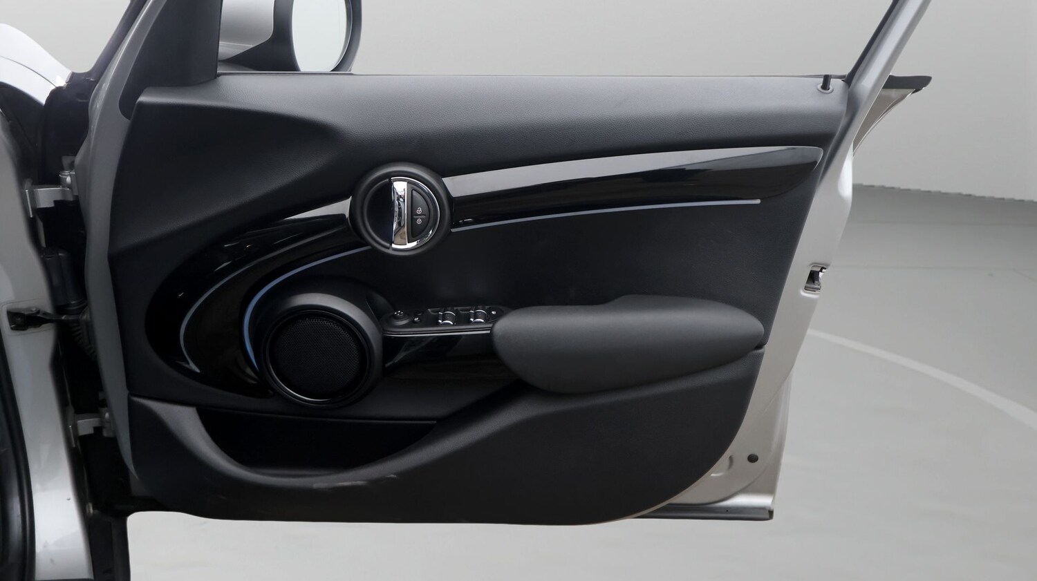 Used MINI Hatch 2023 for sale - 77231150: Photo 15