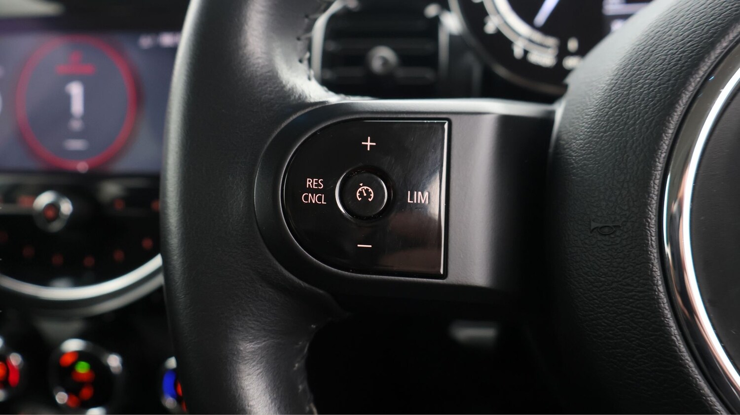 Used MINI Hatch 2023 for sale - 77231150: Photo 21