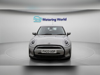 Used MINI Hatch 2023 for sale - 77231150: Photo