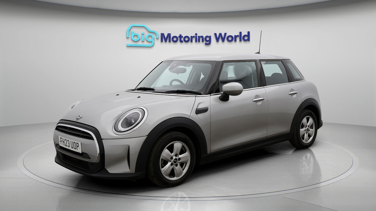 Used MINI Hatch 2023 for sale - 77231150: Photo 3