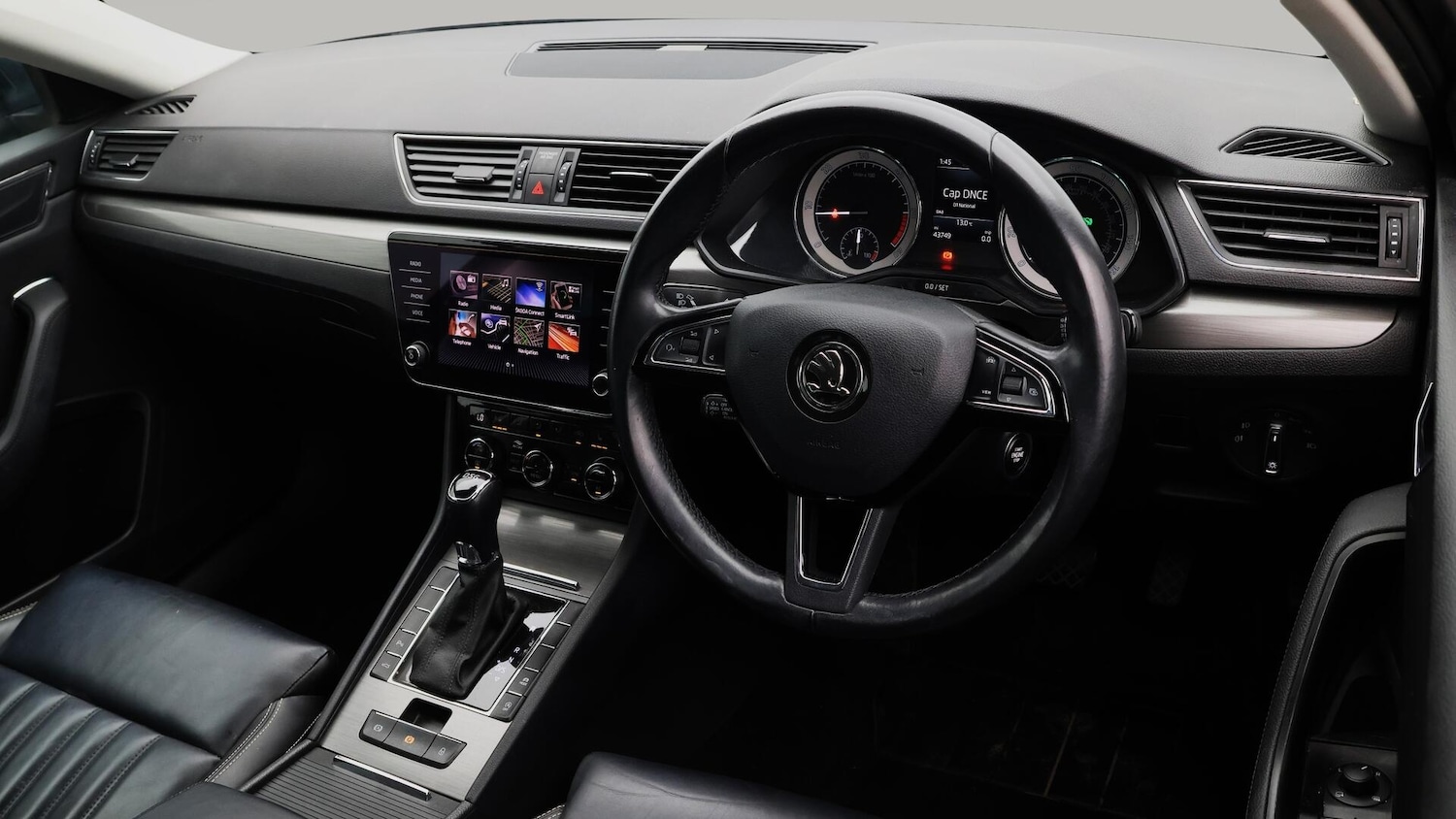 Used Skoda Superb 2020 for sale - 76423892: Photo 10