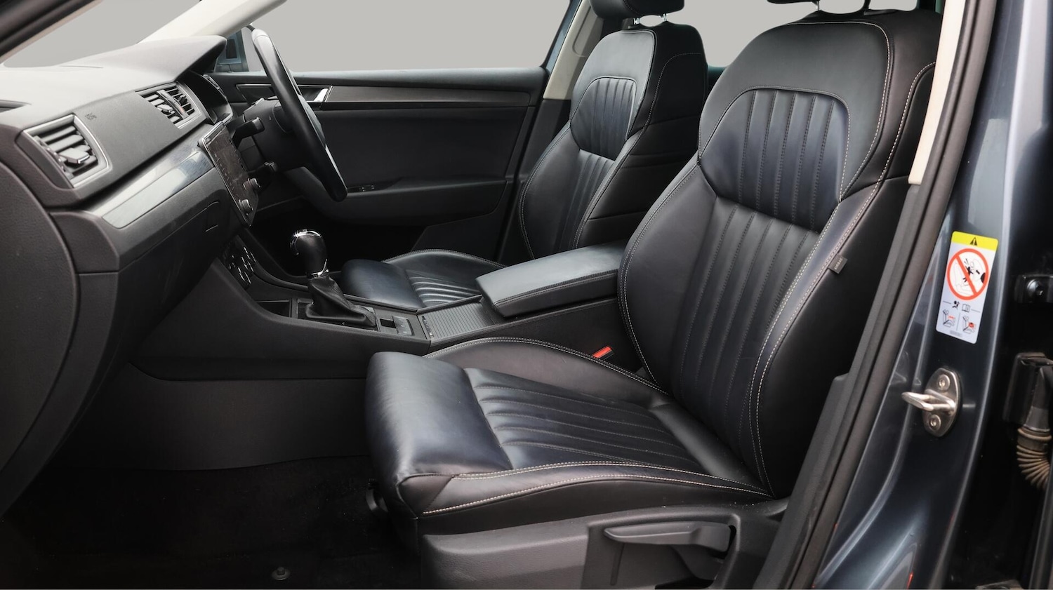 Used Skoda Superb 2020 for sale - 76423892: Photo 15