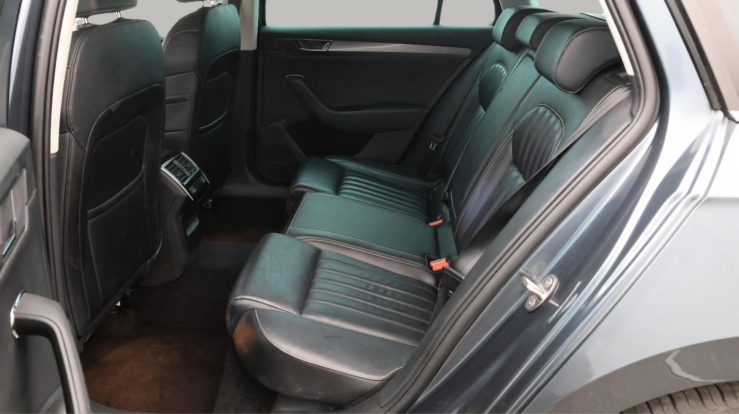 Used Skoda Superb 2020 for sale - 76423892: Photo 17