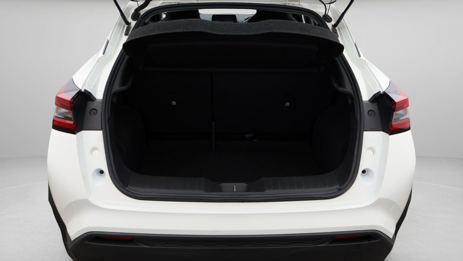 Used Nissan Juke 2023 for sale - 77742541: Photo 17