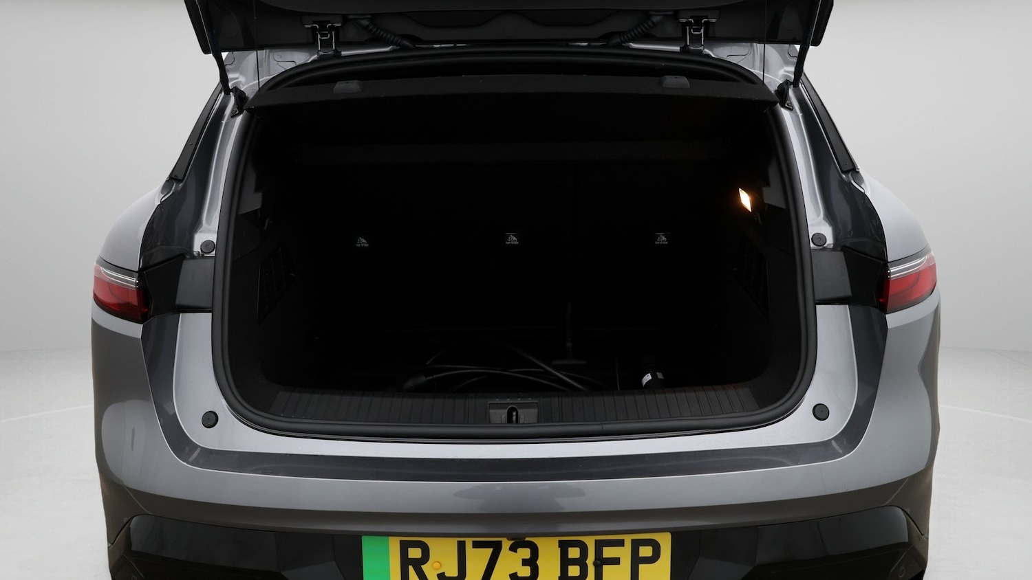 Used Renault Megane E Tech 2023 for sale - 77750148: Photo 17