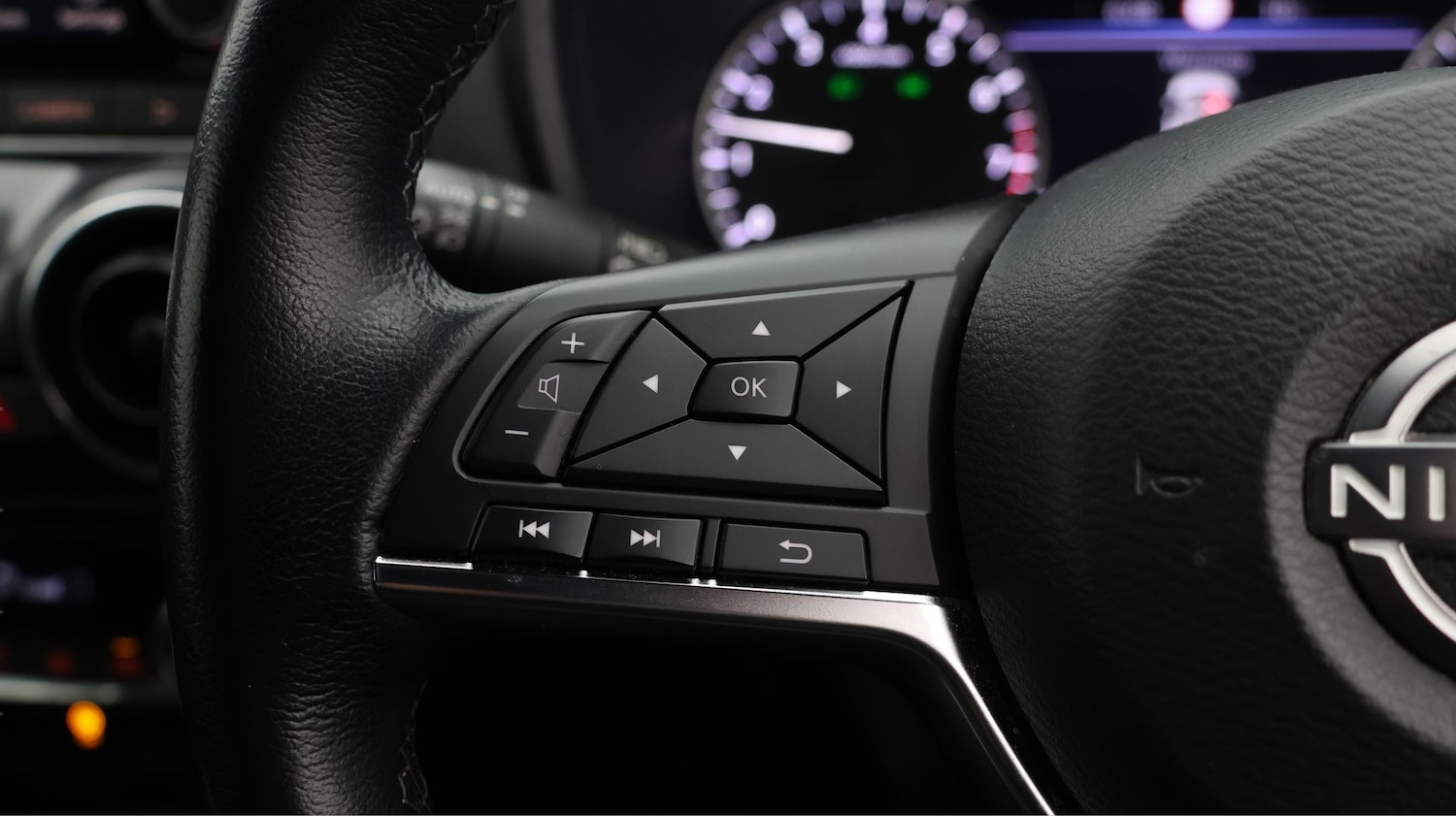 Used Nissan Juke 2023 for sale - 77890127: Photo 22