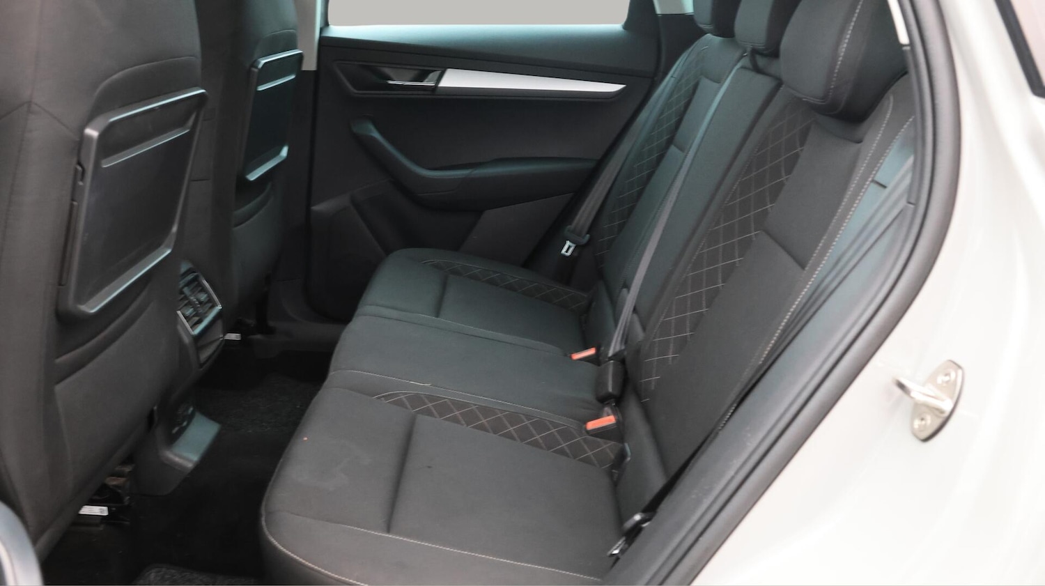 Used Skoda Karoq 2019 for sale - 76432031: Photo 17