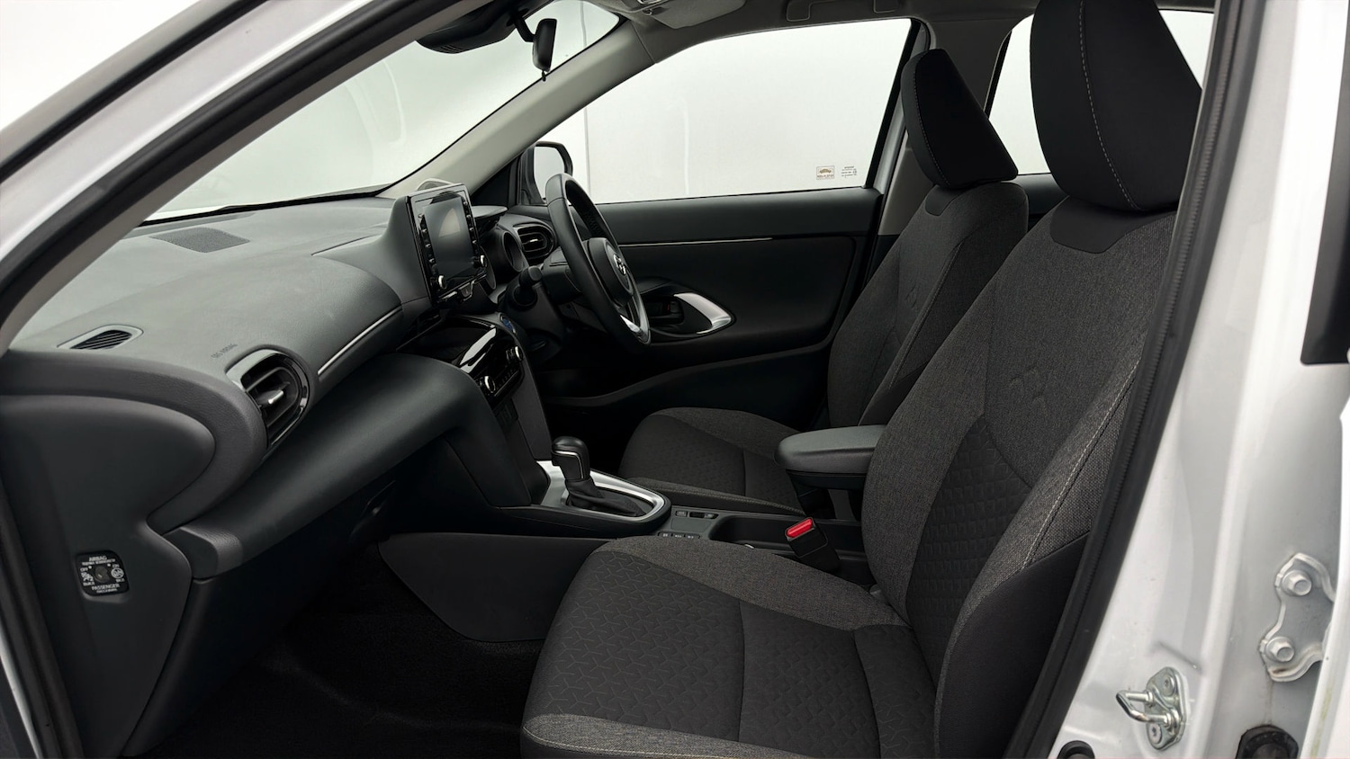 Used Toyota Yaris Cross 2022 for sale - 77998163: Photo 13