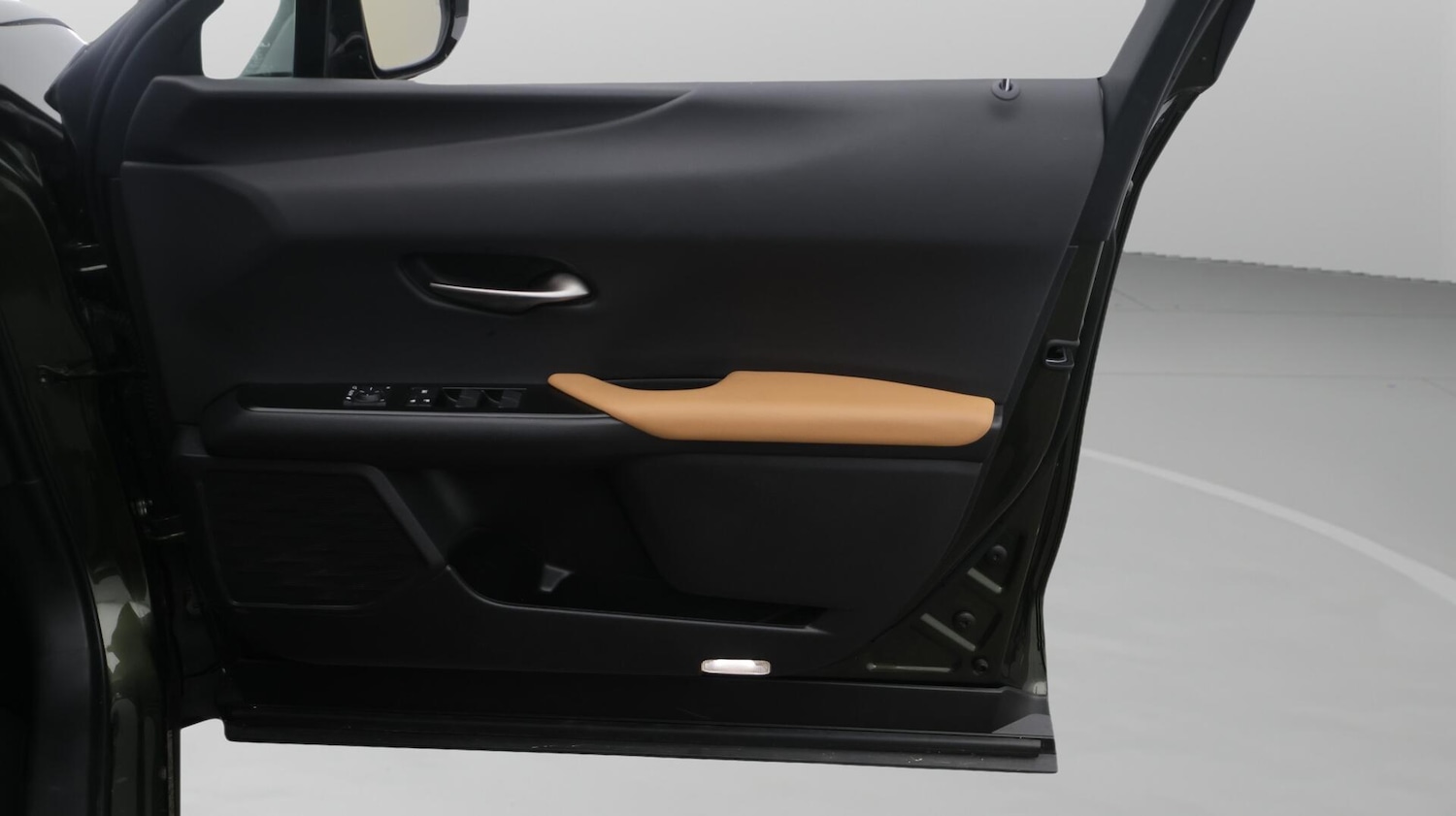 Used Lexus UX 2023 for sale - 76388642: Photo 16