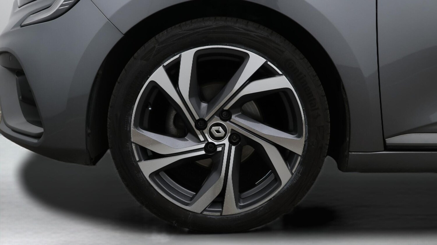 Used Renault Clio for sale - 76633840: Photo 19