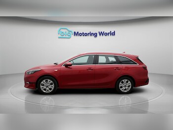 Used Kia Ceed 2024 for sale - 77323748: Photo