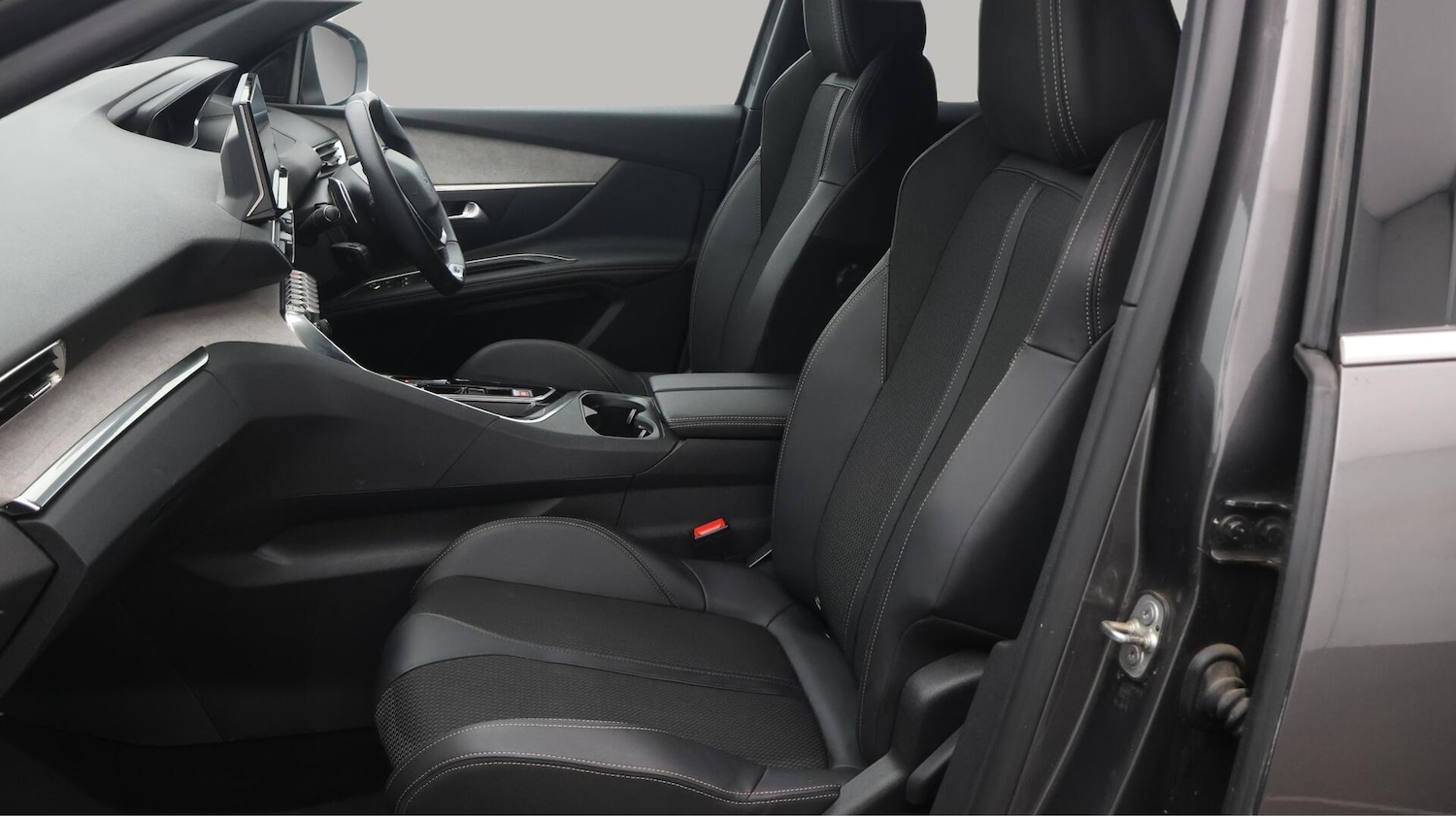 Used Peugeot 3008 2023 for sale - 76759618: Photo 15