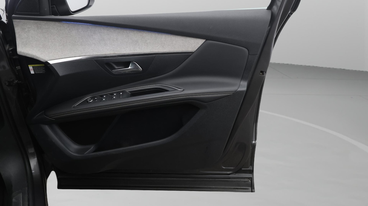 Used Peugeot 3008 2023 for sale - 76759618: Photo 16