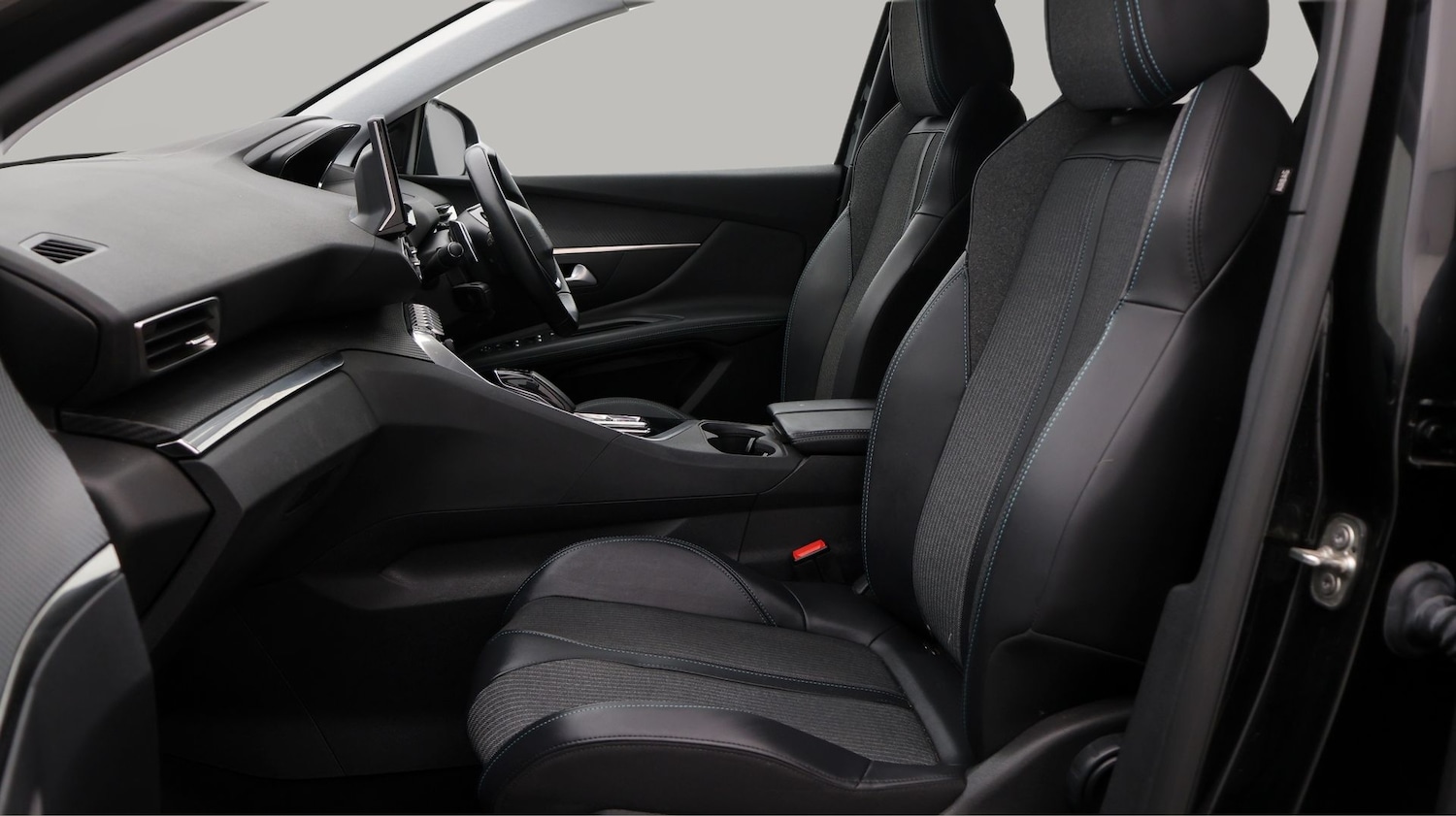 Used Peugeot 3008 2021 for sale - 77181748: Photo 14