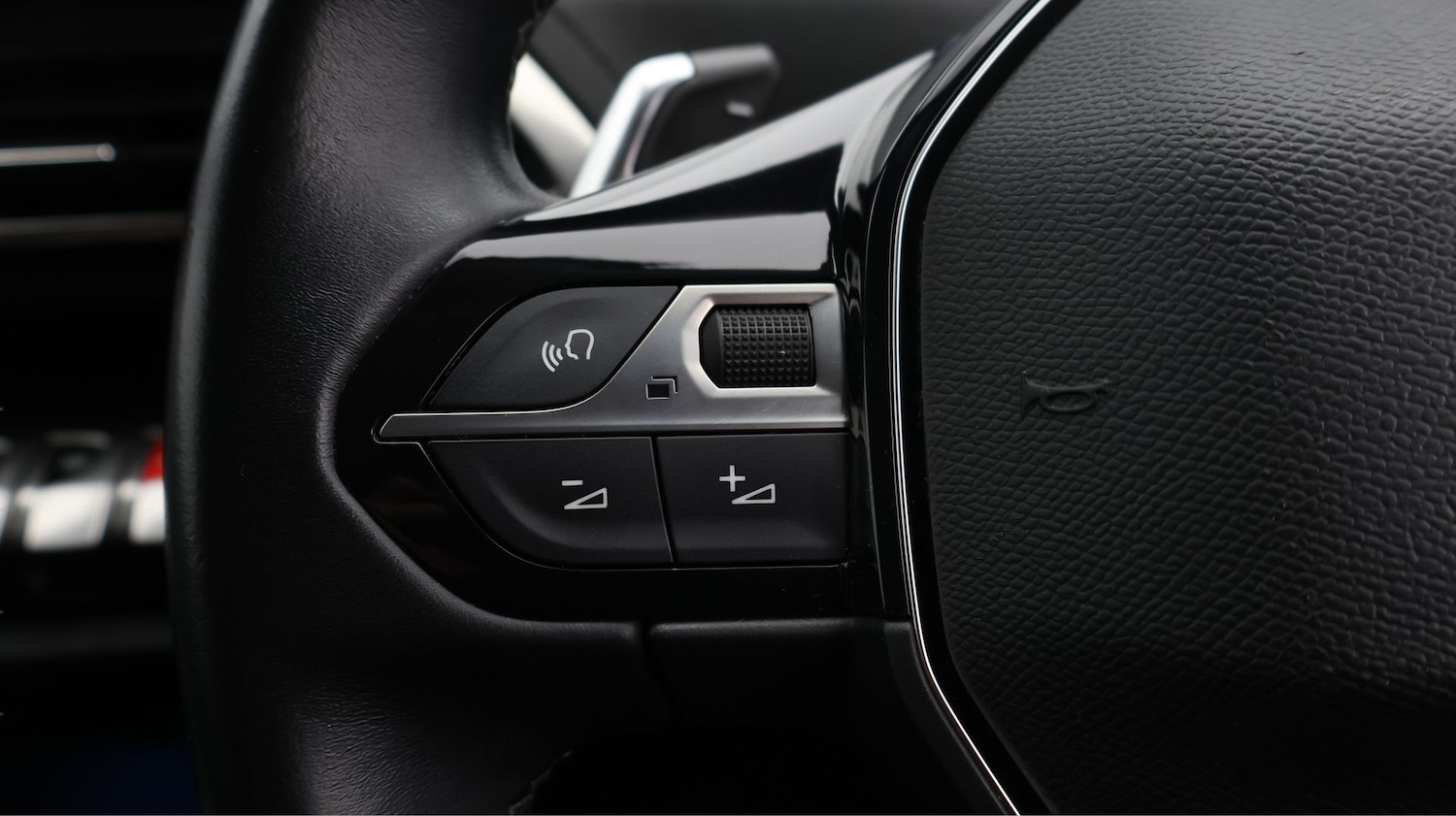 Used Peugeot 3008 2021 for sale - 77181748: Photo 23