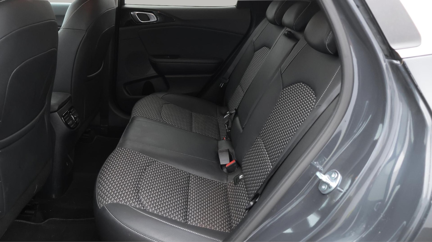 Used Kia XCeed 2024 for sale - 76109443: Photo 17