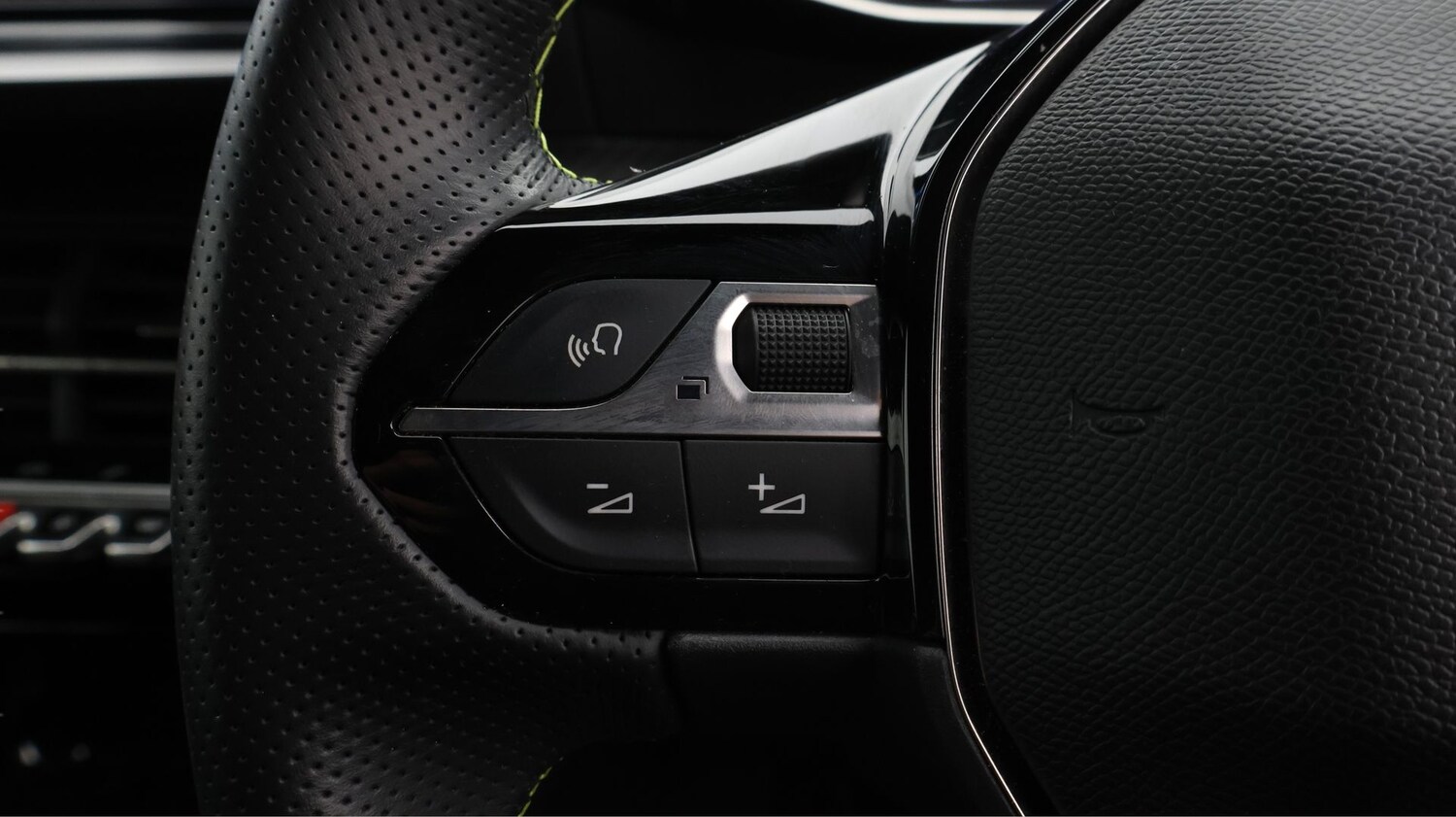 Used Peugeot 208 2022 for sale - 77296946: Photo 23