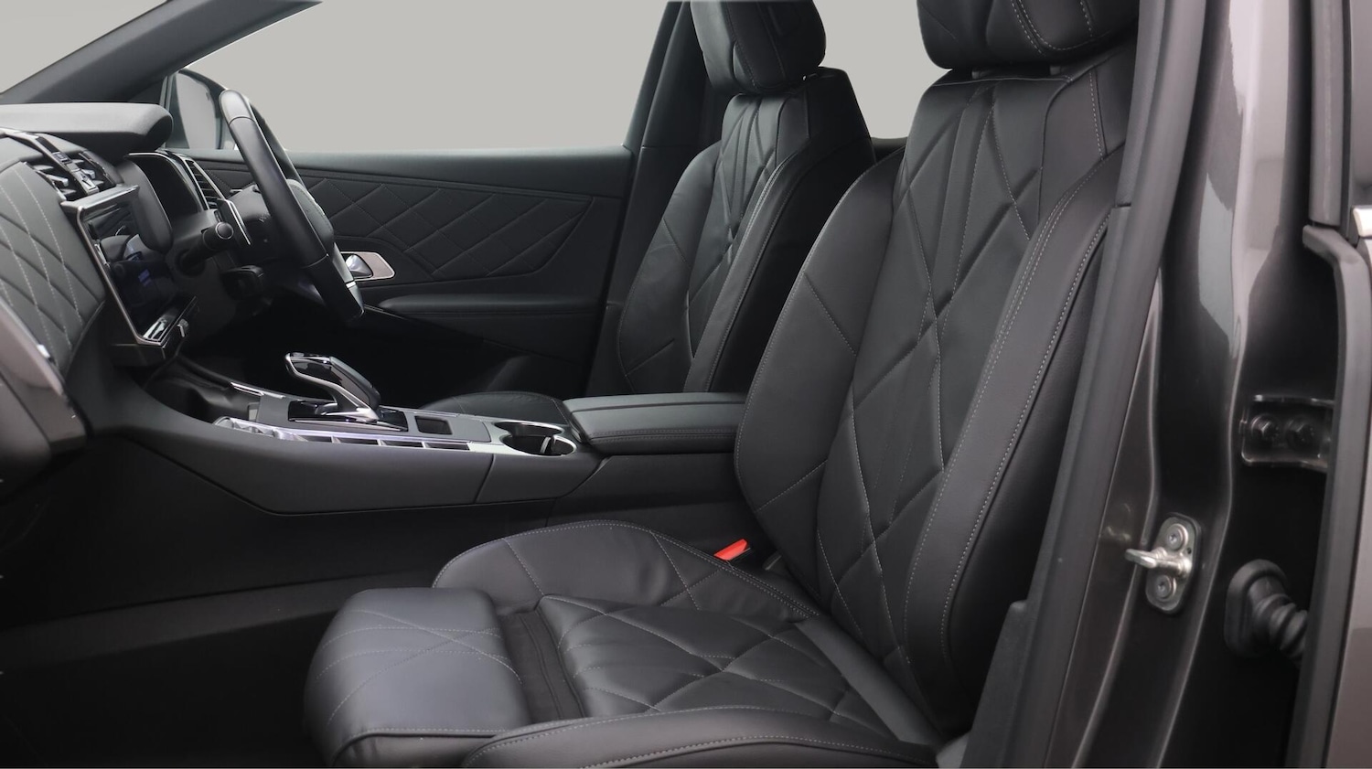 Used DS Automobiles DS 7 2023 for sale - 76549970: Photo 15