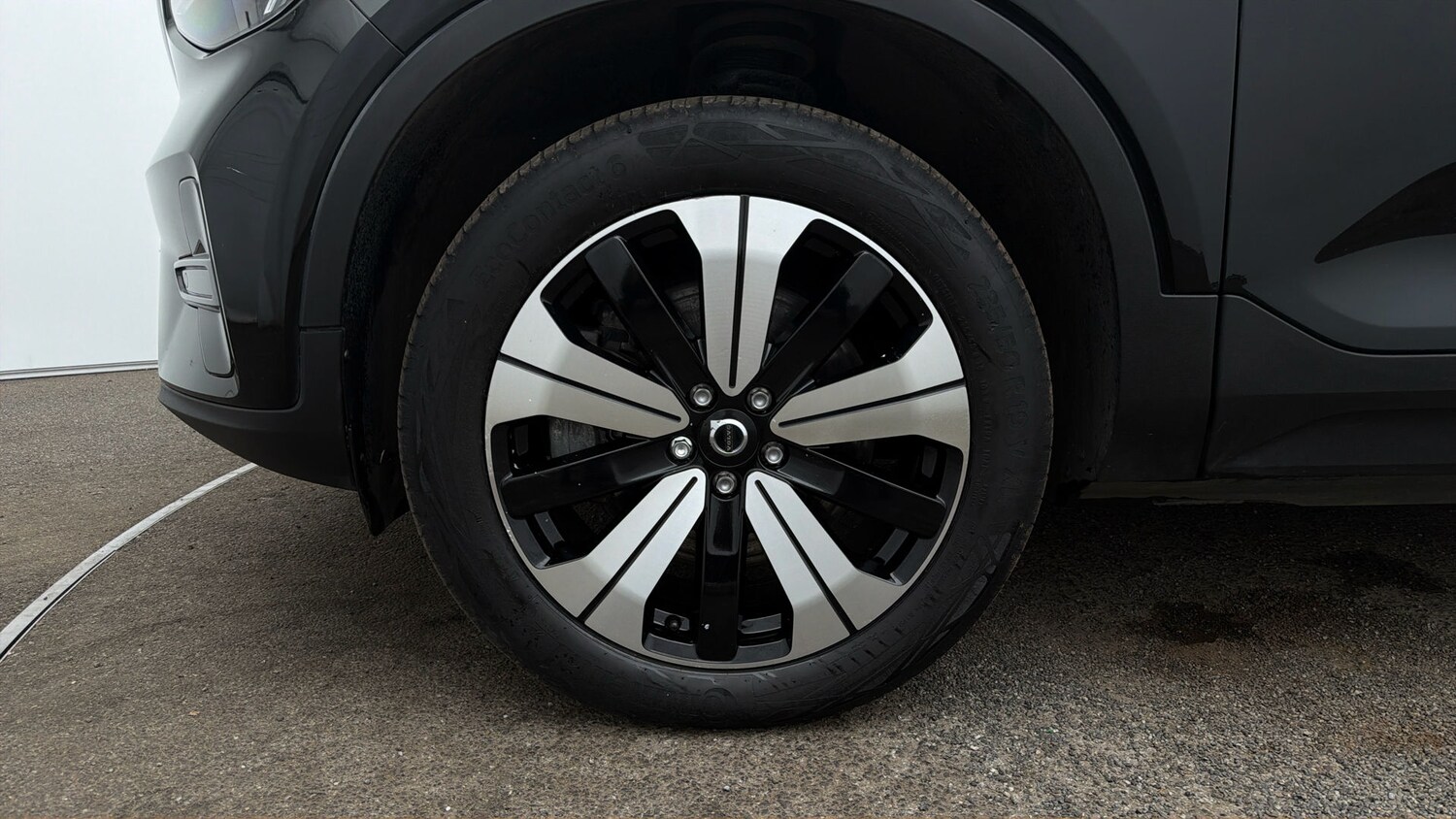 Used Volvo XC40 2023 for sale - 78097890: Photo 17