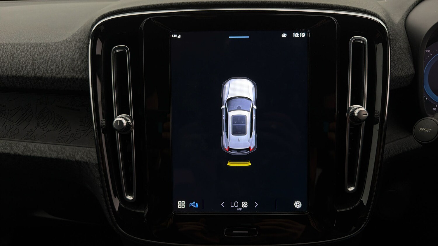 Used Volvo XC40 2023 for sale - 78097890: Photo 26